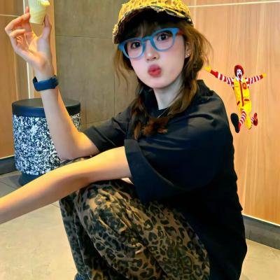 退婚当天，父母坦白来自无上帝族